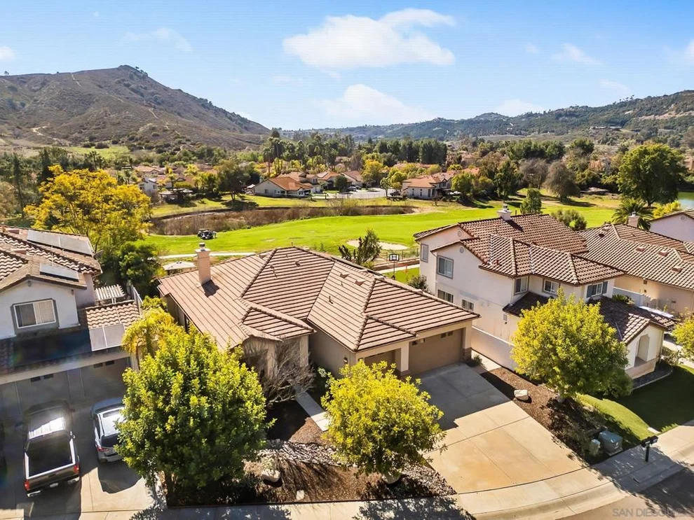 Unit for sale at 3171 Ferncreek Ln, Escondido, CA 92027
