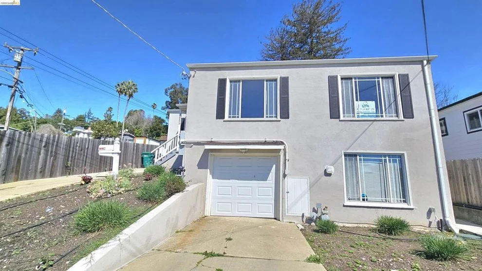 Unit for sale at 7856 Ney Ave, Oakland, CA 94605