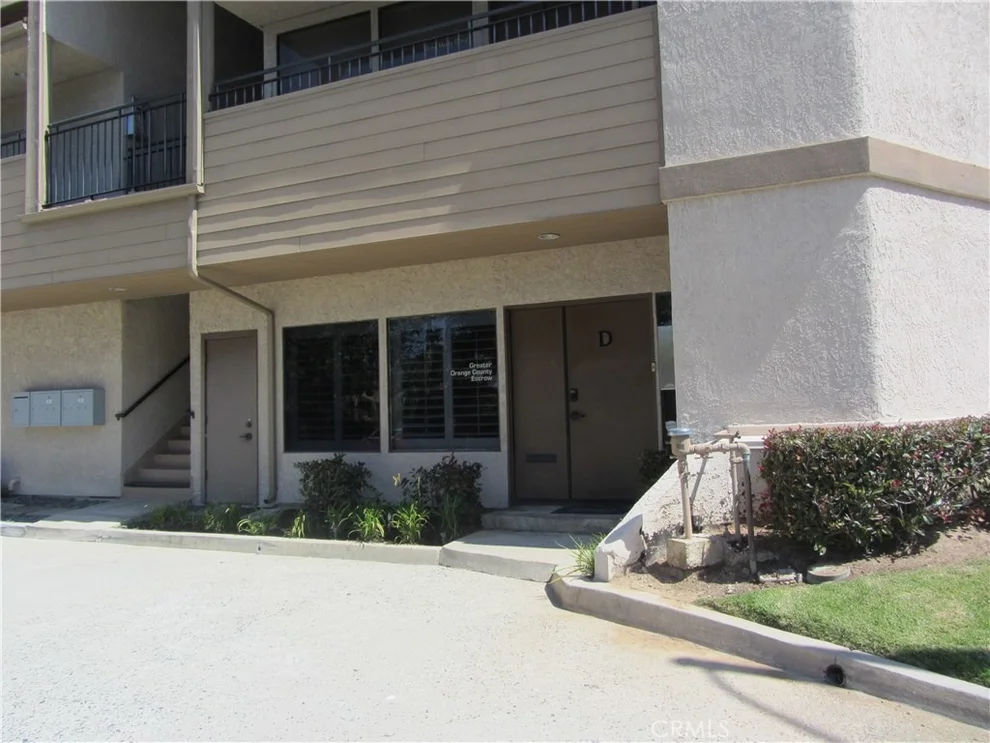 Unit for sale at 12711 Newport Avenue, Tustin, CA 92780