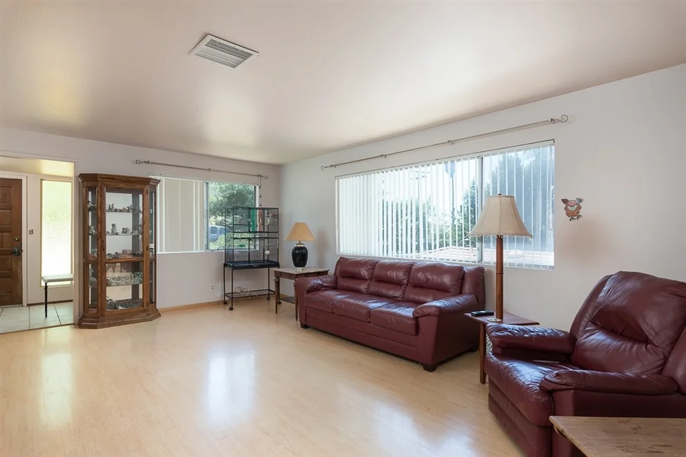 Unit for sale at 9400 El Tejado Rd, La Mesa, CA 91941