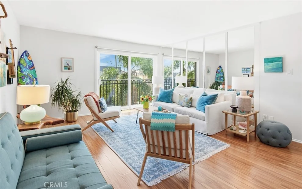 Unit for sale at 5959 E Naples Plaza, Long Beach, CA 90803