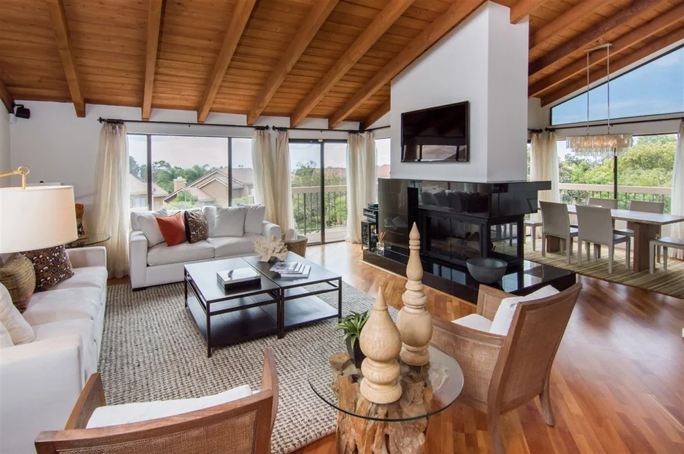 Unit for sale at 6425 Caminito Sinnecock, La Jolla, CA 92037