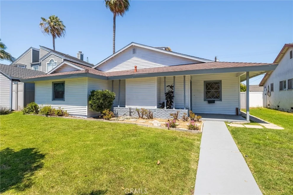 Unit for sale at 23320 Anza, Torrance, CA 90505