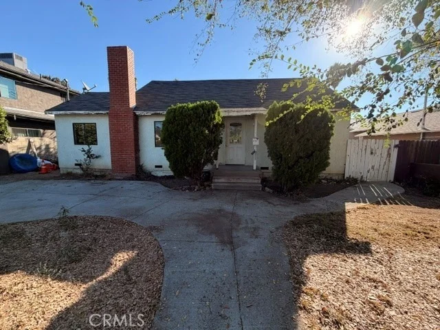 Unit for sale at 6718 Varna Avenue, Valley Glen, CA 91401