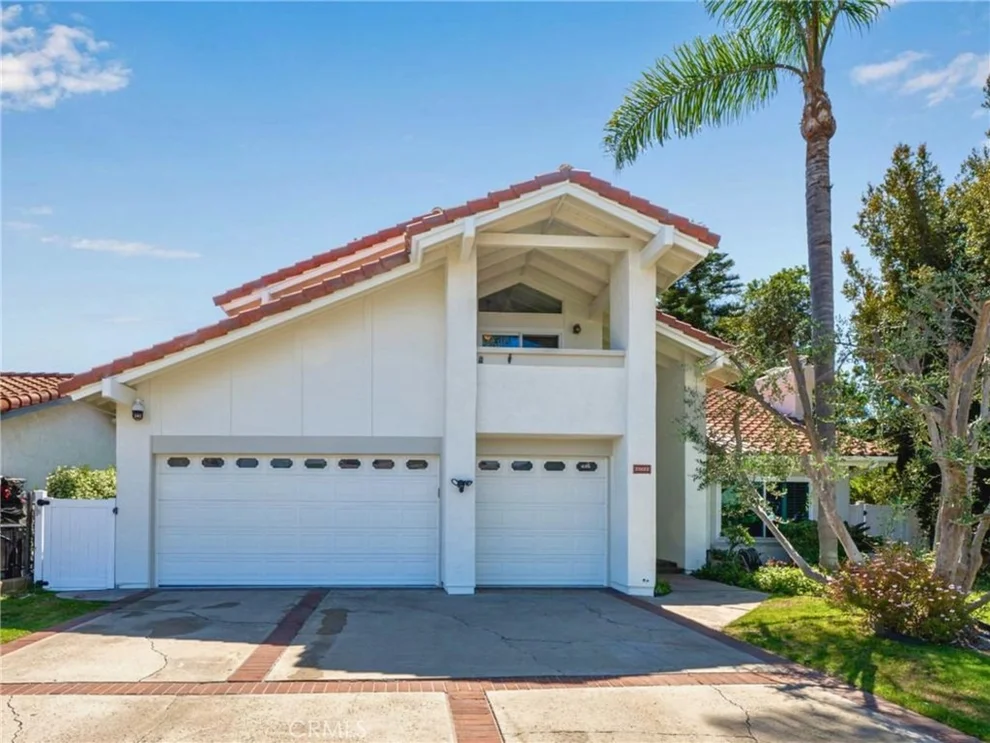 Unit for sale at 25122 Via Pacifica, Dana Point, CA 92629