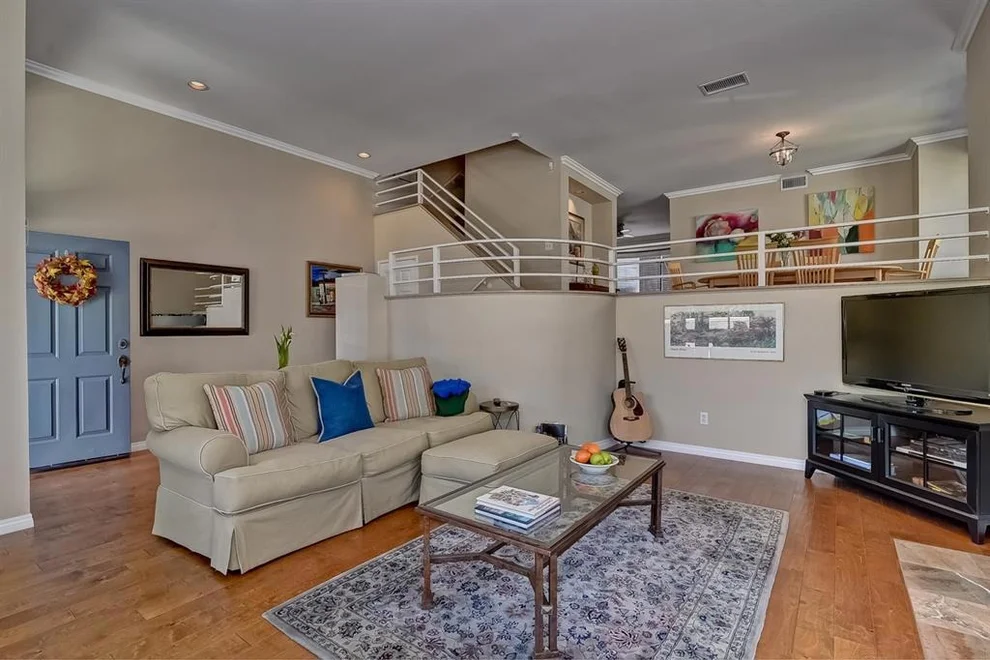 Unit for sale at 8262 Avenida Navidad, San Diego, CA 92122