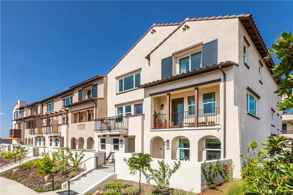 Unit for sale at 230 Stillwater Lane, Claremont, CA 91711