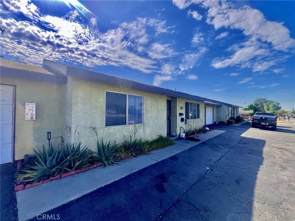 Unit for sale at 17352 Valencia, Fontana, CA 92335