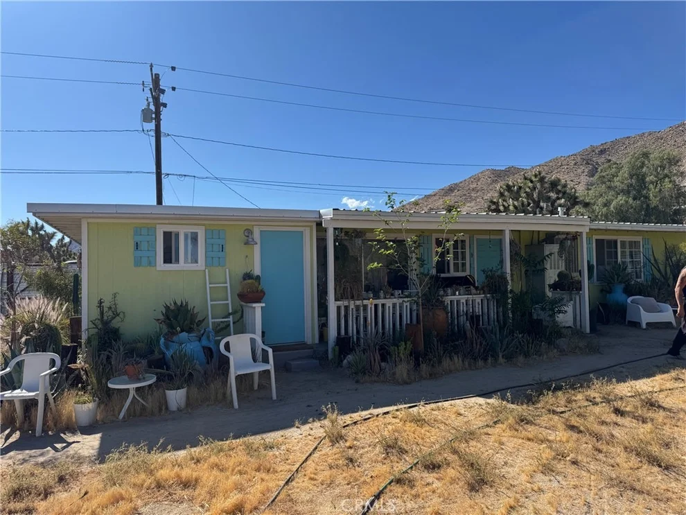 Unit for sale at 6959 Pawnee, Yucca Valley, CA 92284