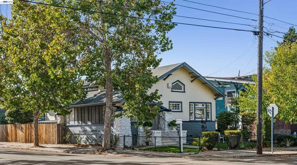 Unit for sale at 1801 Wood St, Alameda, CA 94501