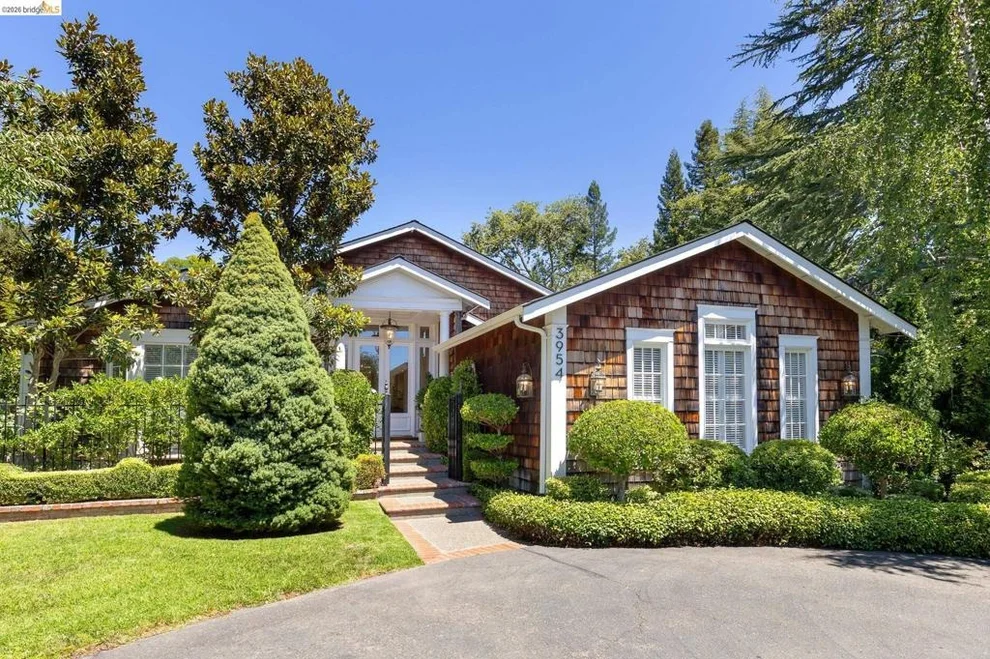 Unit for sale at 3954 S Peardale Dr., Lafayette, CA 94549