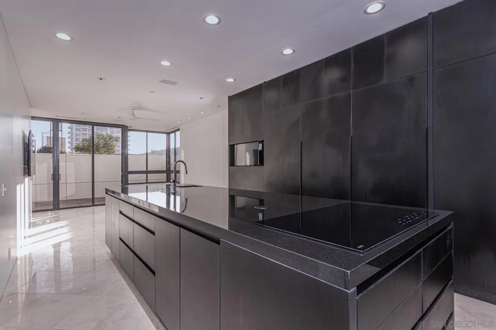 Unit for sale at 700 Front Street, San Diego, CA 92101