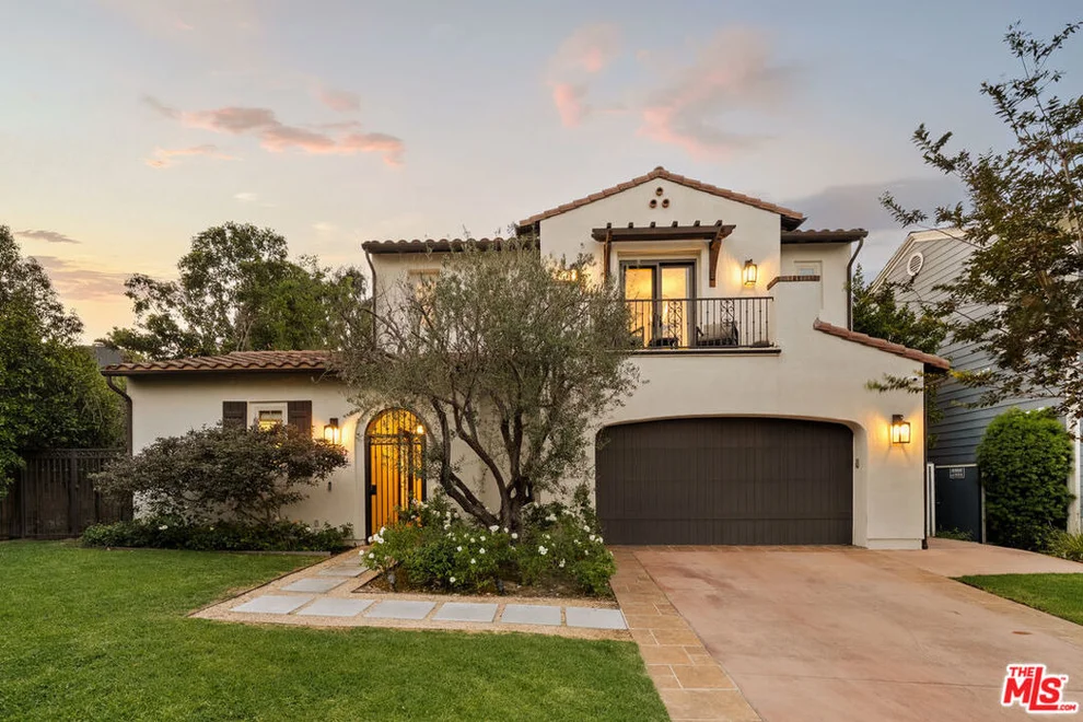 Unit for sale at 7585 Shore Cliff Drive, Los Angeles, CA 90045