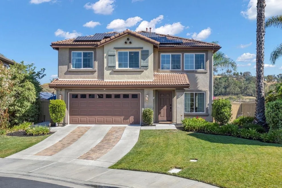 Unit for sale at 890 Via La Venta, San Marcos, CA 92069