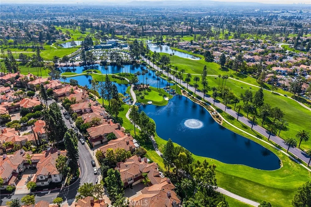 Unit for sale at 2491 Aquasanta, Tustin, CA 92782