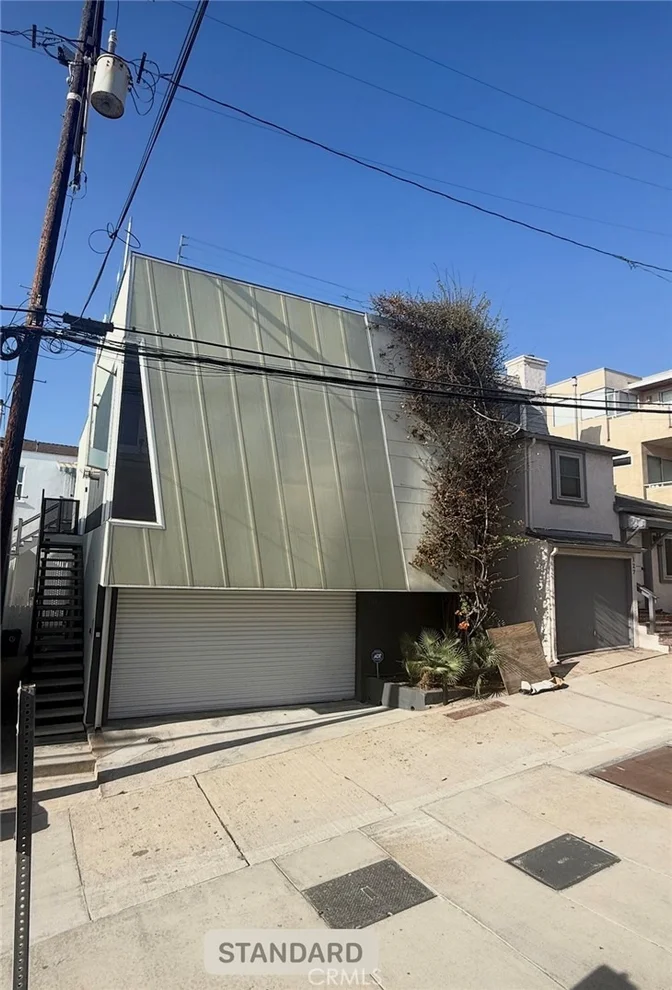 Unit for sale at 125 Rosecrans Place, Manhattan Beach, CA 90266