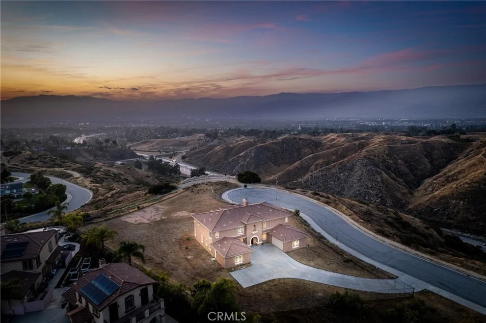 Unit for sale at 820 Panorama Point, Redlands, CA 92373