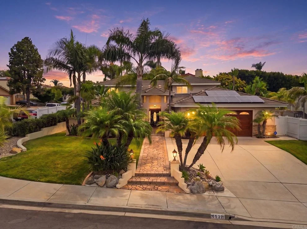 Unit for sale at 6532 Corintia St, Carlsbad, CA 92009