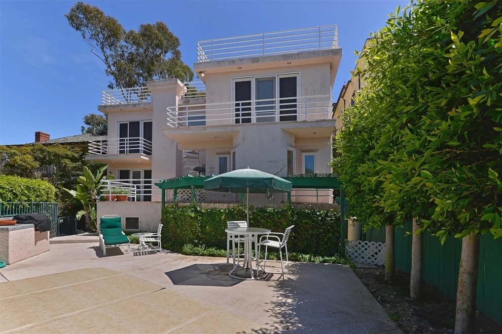 Unit for sale at 1626 Kearsarge, La Jolla, CA 92037