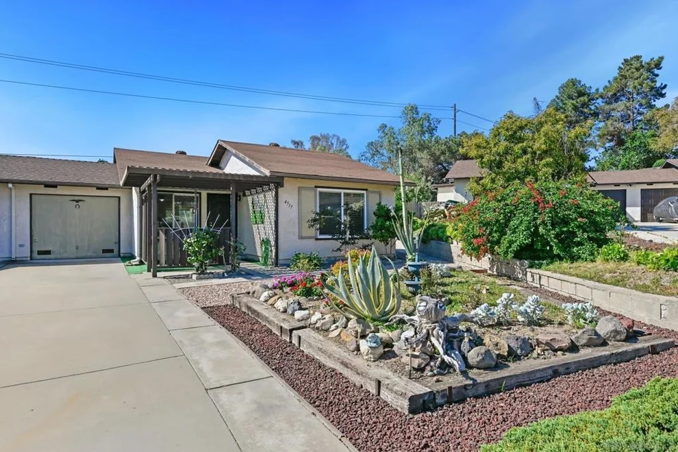 Unit for sale at 4517 Quailridge Dr, Oceanside, CA 92056