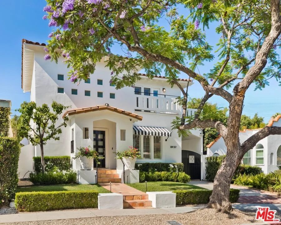 Unit for sale at 8937 Dorrington Avenue, West Hollywood, CA 90048