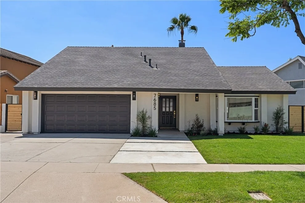 Unit for sale at 7685 E Calle Durango, Anaheim, CA 92808