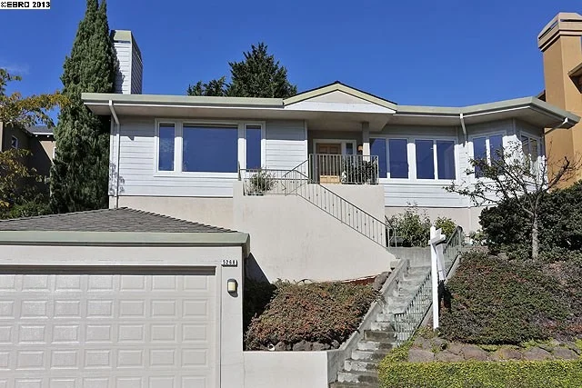 Unit for sale at 5268 GOLDEN GATE AVE, Oakland, CA 94618-2032
