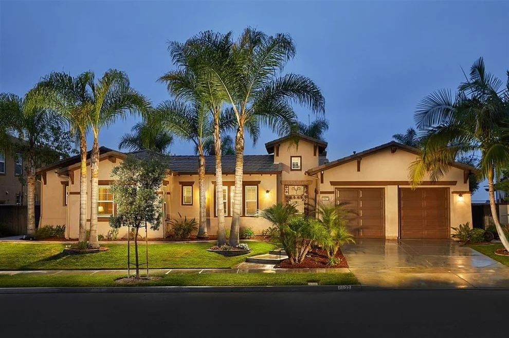 Unit for sale at 6927 Amber Ln, Carlsbad, CA 92009
