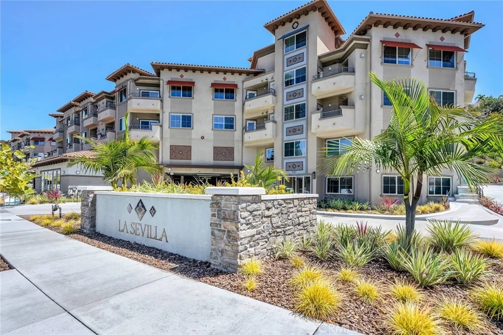 Unit for sale at 927 Deep Valley, Rolling Hills Estates, CA 90274