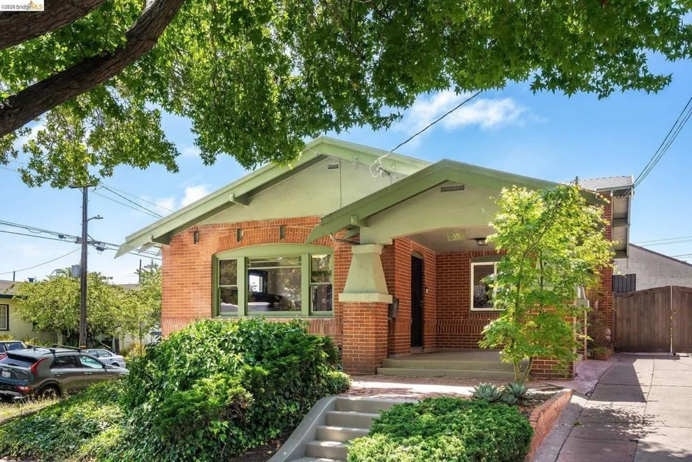 Unit for sale at 2350 Spaulding, Berkeley, CA 94703
