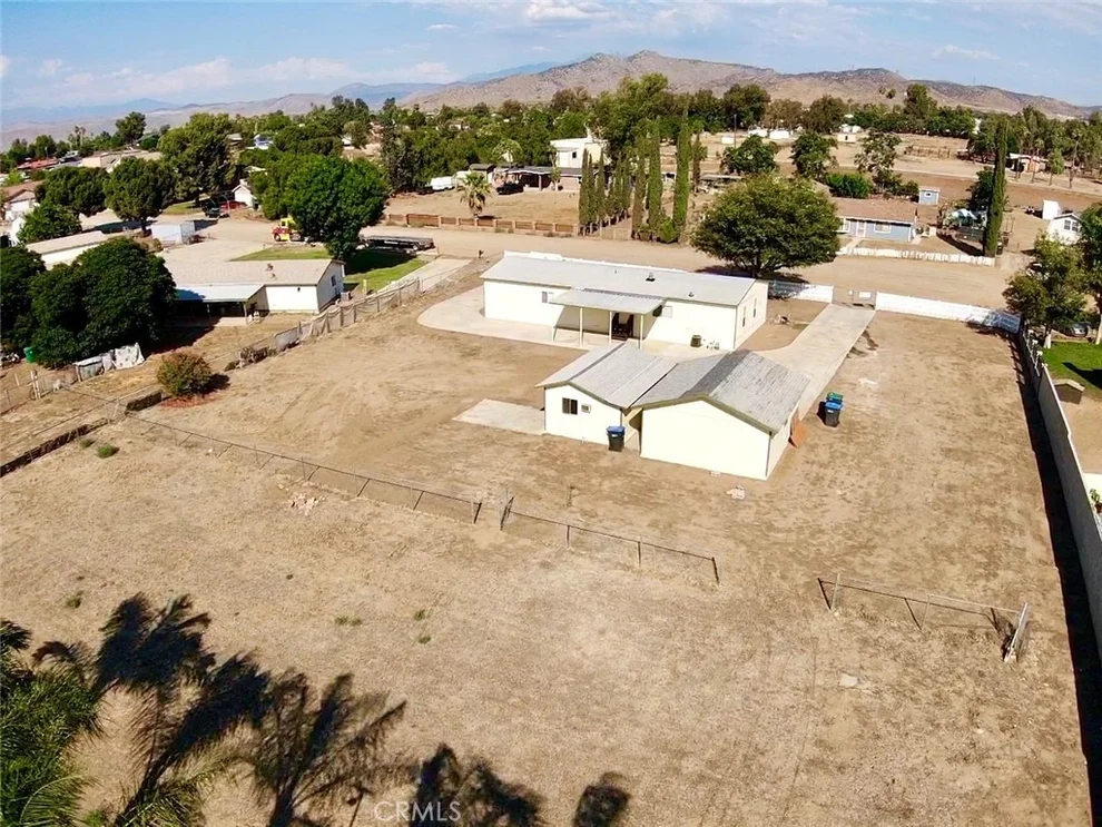 Unit for sale at 20301 Iron Horse, Nuevo, CA 92567