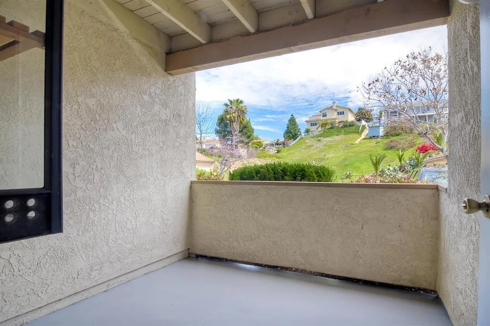 Unit for sale at 3568 Paseo De Los Californianos, Oceanside, CA 92056