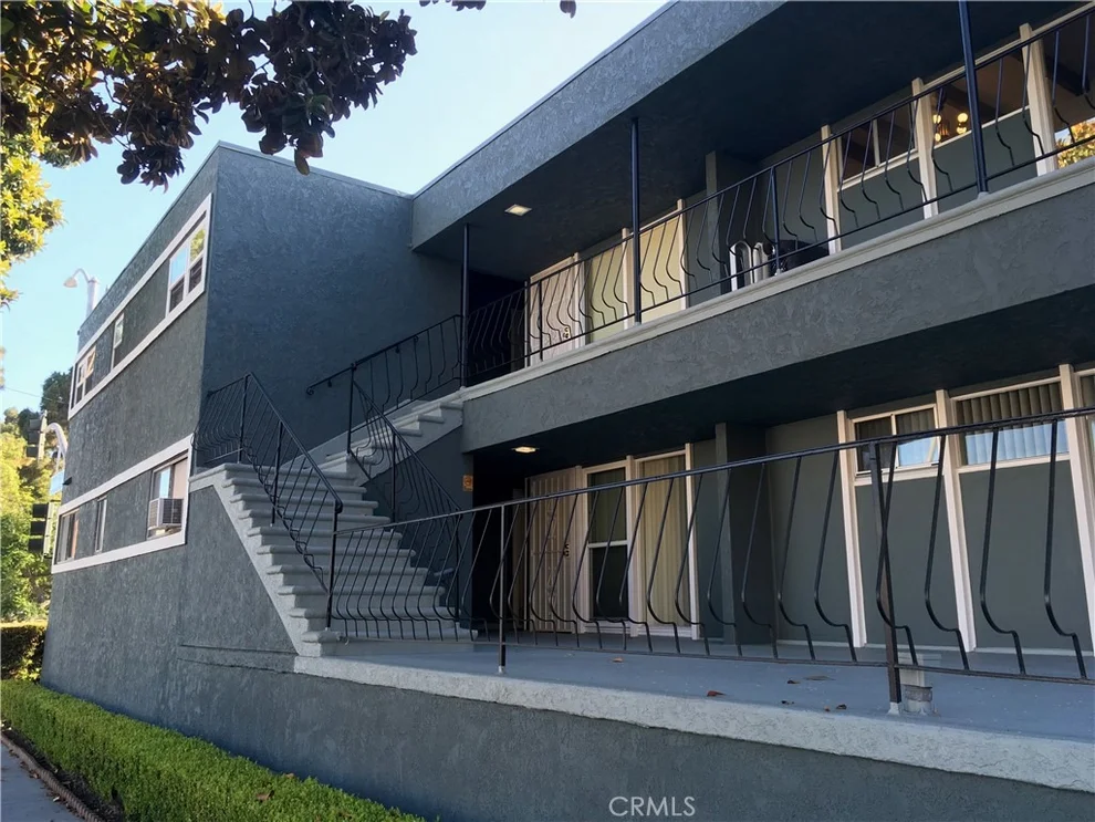 Unit for sale at 231 Junipero Avenue, Long Beach, CA 90803