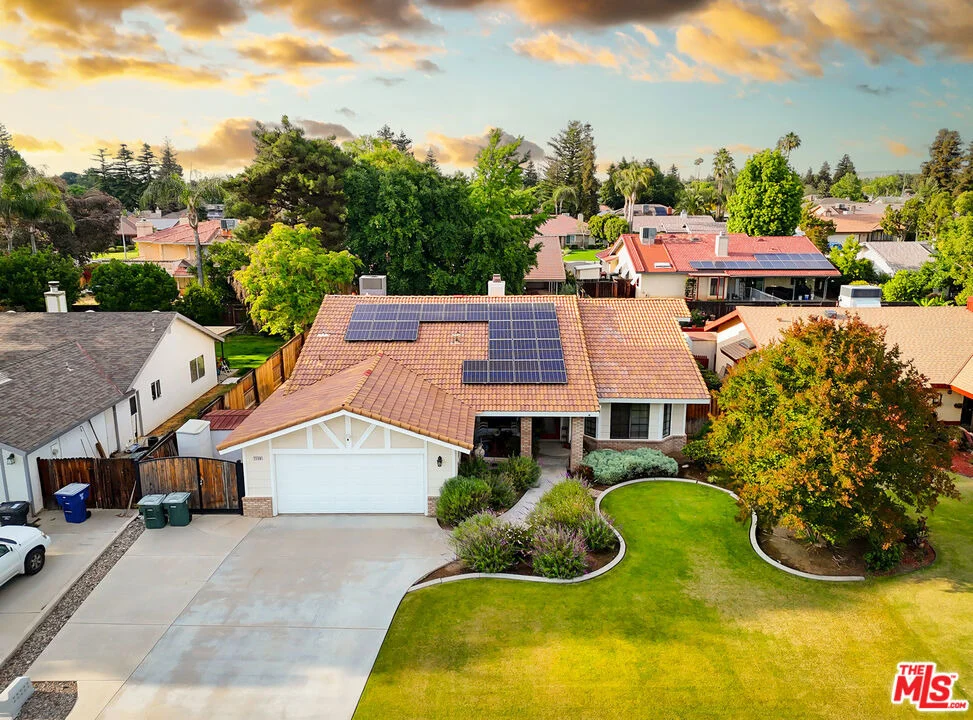 Unit for sale at 7128 Yuma Way, Bakersfield, CA 93308