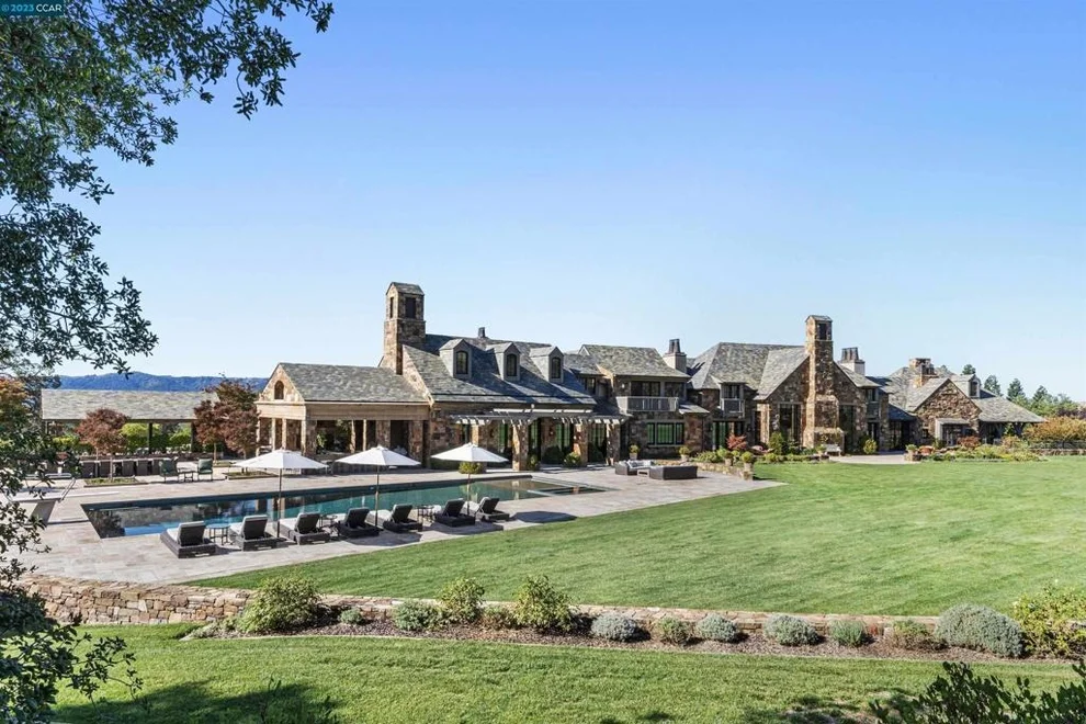 Unit for sale at 7 Country Oak Ln, Alamo, CA 94507