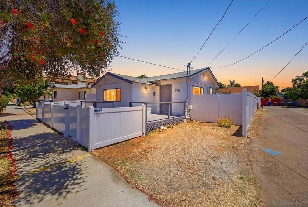 Unit for sale at 279 Del Mar Avenue, Chula Vista, CA 91910