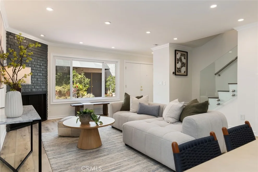 Unit for sale at 4216 Ethel Ave, Apt 5, Studio City, CA 91604