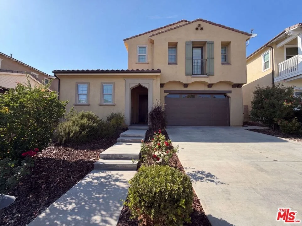 Unit for sale at 627 E Orange Blossom Way, Azusa, CA 91702
