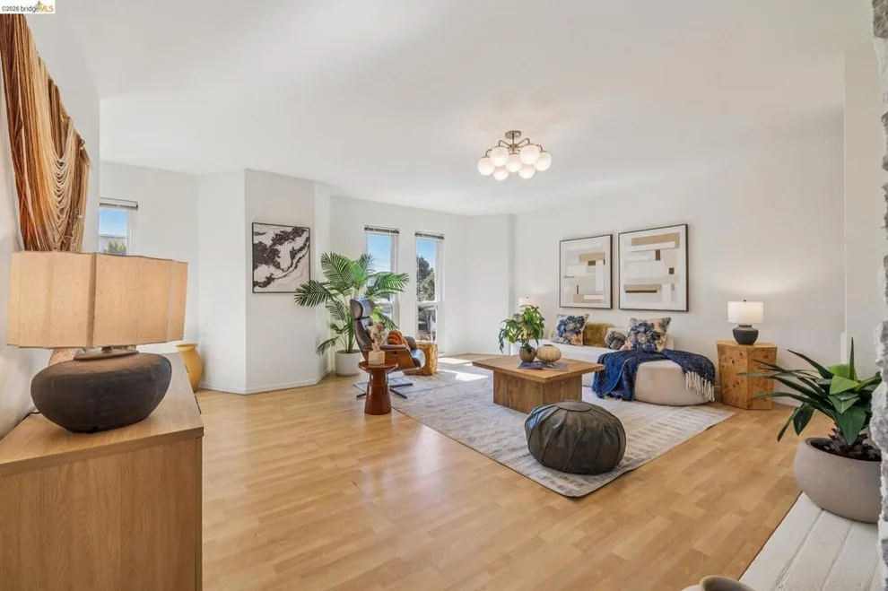 Unit for sale at 385 Jayne Ave, Oakland, CA 94610