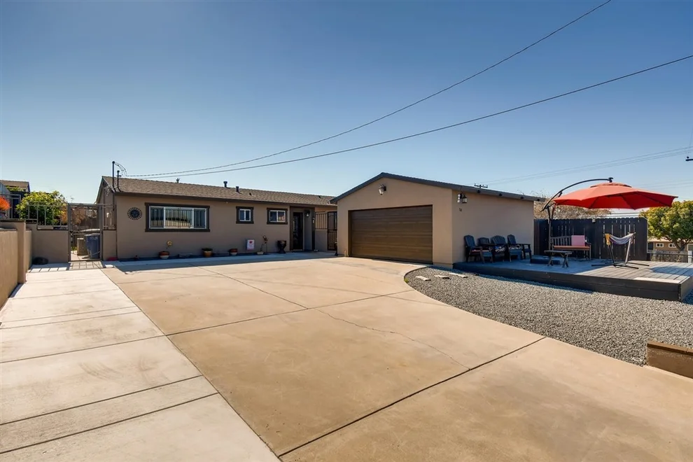 Unit for sale at 14 E Oneida Ct., Chula Vista, CA 91911