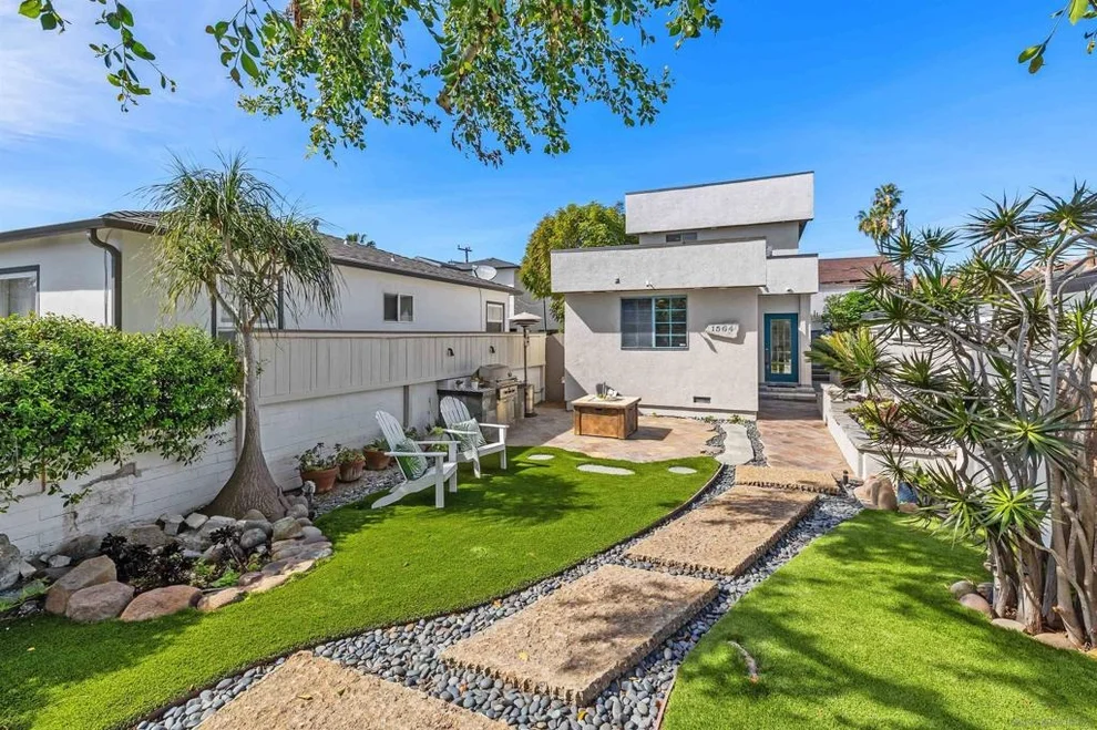 Unit for sale at 1564 Reed Ave, San Diego, CA 92109