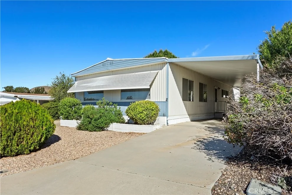 Unit for sale at 38166 Via Del Largo, Murrieta, CA 92563