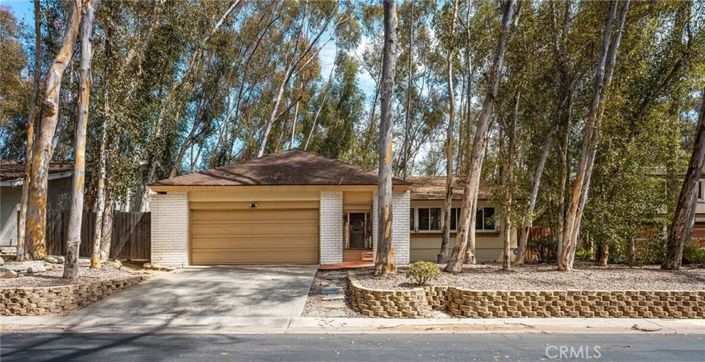 Unit for sale at 22572 Charwood Circle, Lake Forest, CA 92630