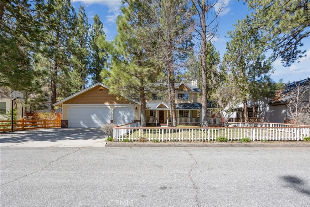 Unit for sale at 715 E Mountain View Boulevard, Big Bear City, CA 92314