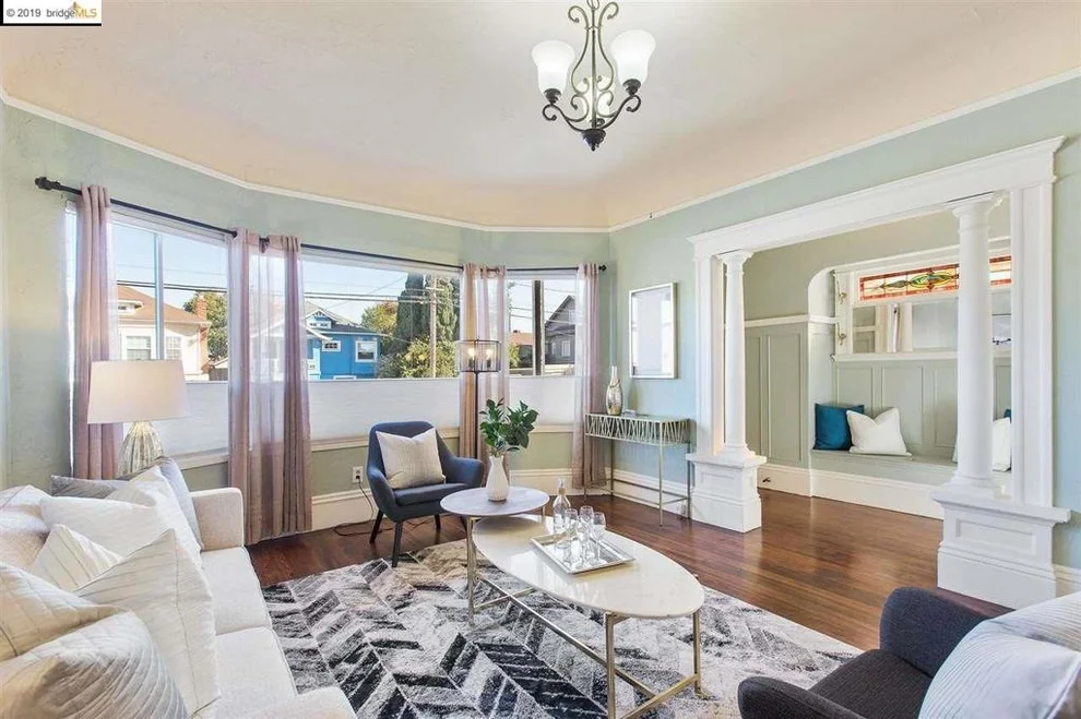 Unit for sale at 4321 West St, Oakland, CA 94608