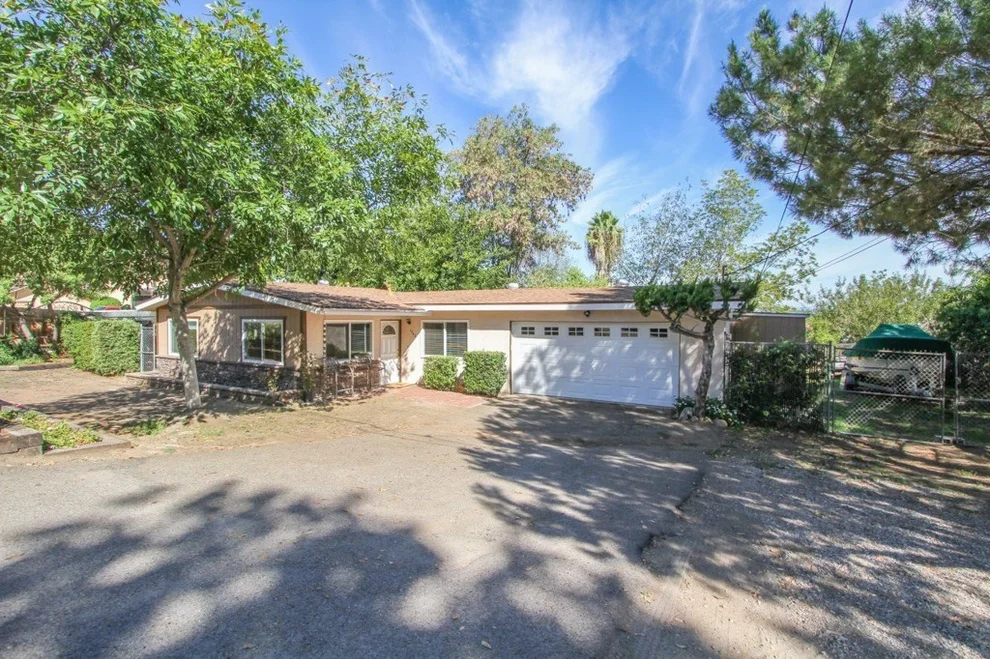 Unit for sale at 1342 Windmill  Rd, El Cajon, CA 92019