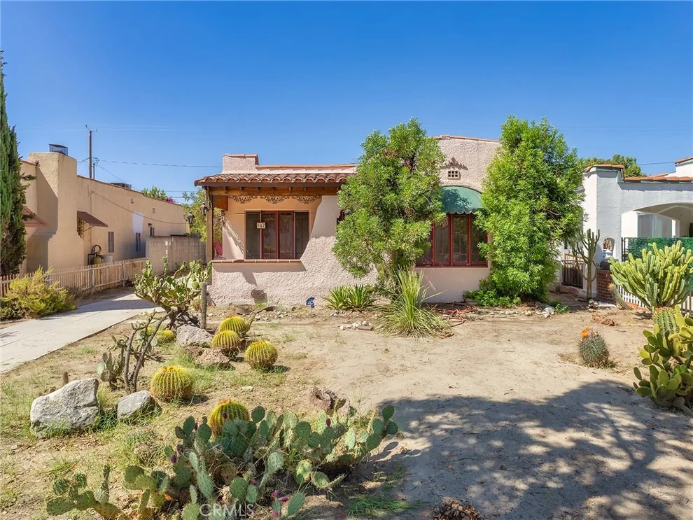 Unit for sale at 947 N Lincoln Street, Burbank, CA 91506