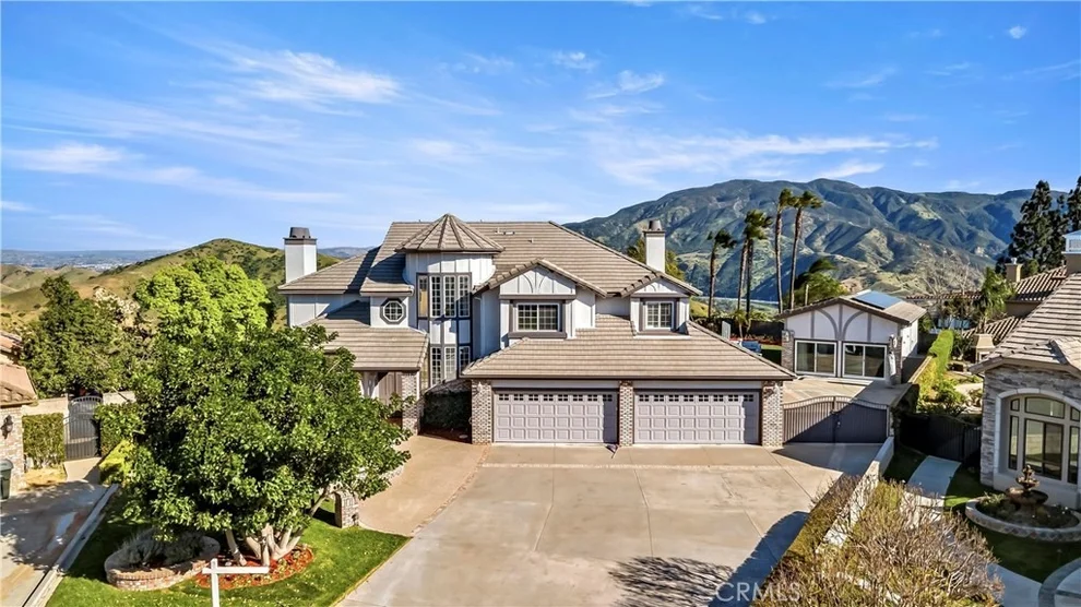 Unit for sale at 27170 Big Horn Mountain, Yorba Linda, CA 92887