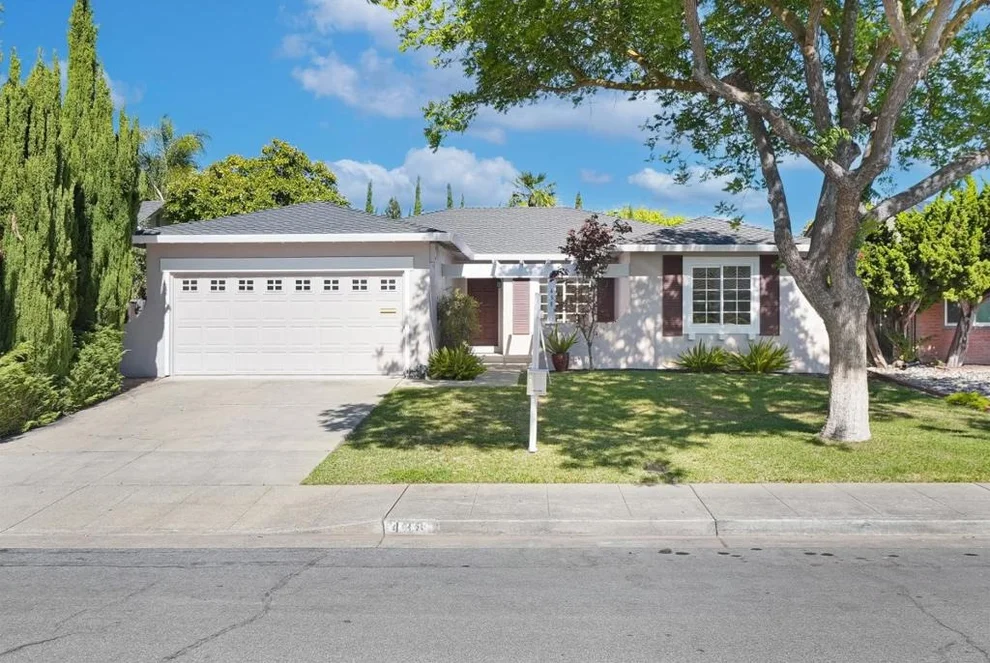 Unit for sale at 438 Juniper Court, Sunnyvale, CA 94086
