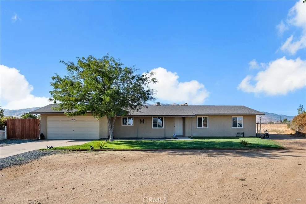 Unit for sale at 21011 Valencia, Apple Valley, CA 92308